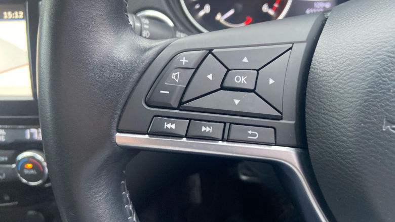 Nissan Qashqai 1.5 dCi N-Connecta 5dr Diesel Hatchback